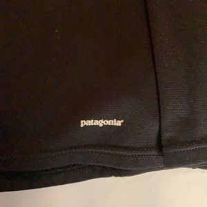 Kids Patagonia long sleeve long underwear / thermal top - excellent condition